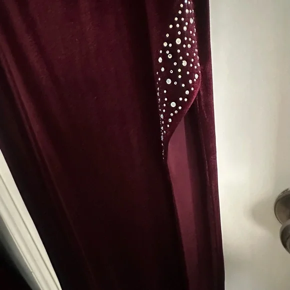 City Studio Strapless Burgundy Dress - Picture 6 of 10